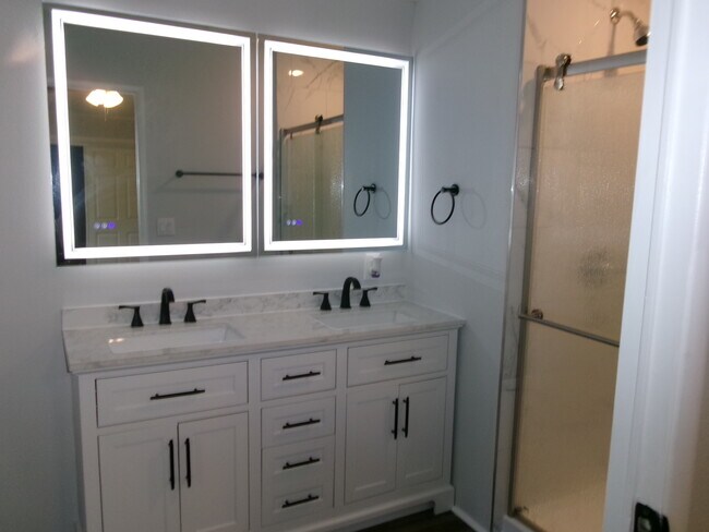 Photo - 4 Gentle Ben Path