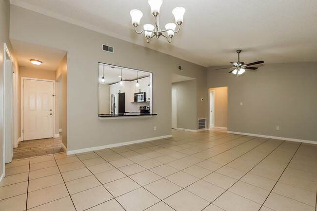 Photo - 3039 Annadale Cir