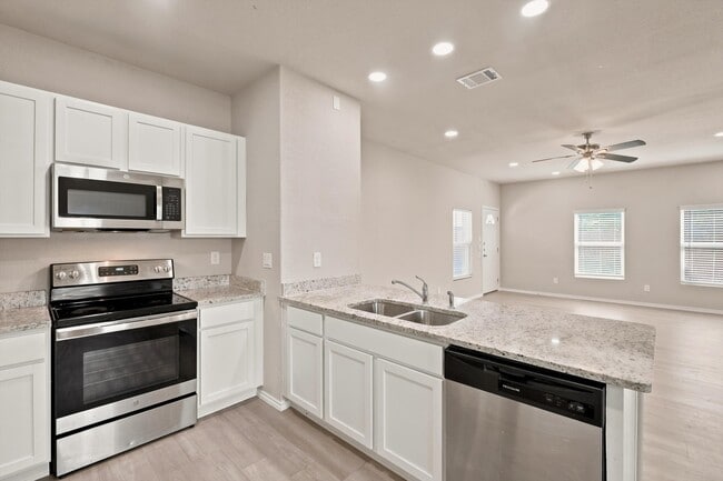 Photo - 7226 Briar Pl