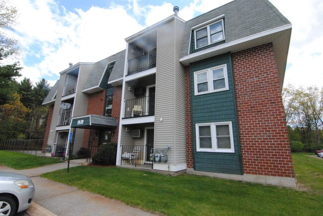 Photo - 3 Knights Bridge Dr Condo Unit 301