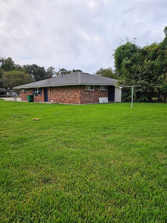 58106 Canal St House House Rental in Plaquemine, LA