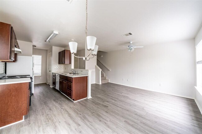 Photo - 9927 Bilbrook Pl