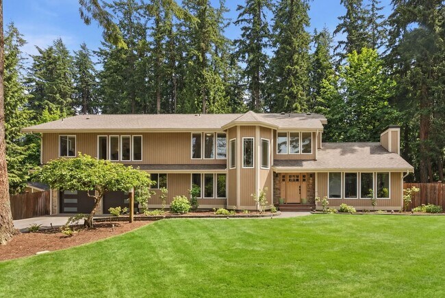 Photo - Luxury Acreage Estate in Hollywood Hill | Woodinville Retreat with Modern Upgrades