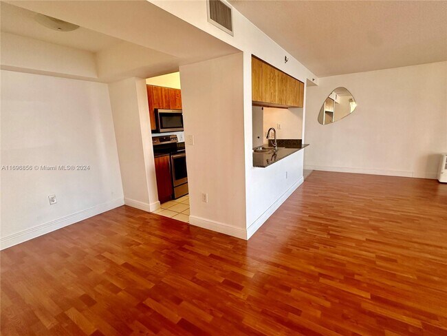 Photo - 1200 Brickell Bay Dr Unit 2601