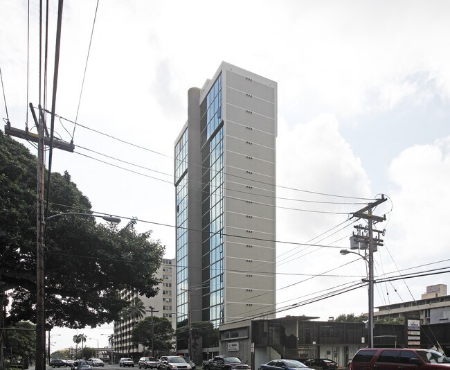 Photo - Punahou Regency