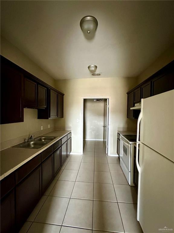 Photo - 17 Miroslava Ave Unit 12 Upstairs