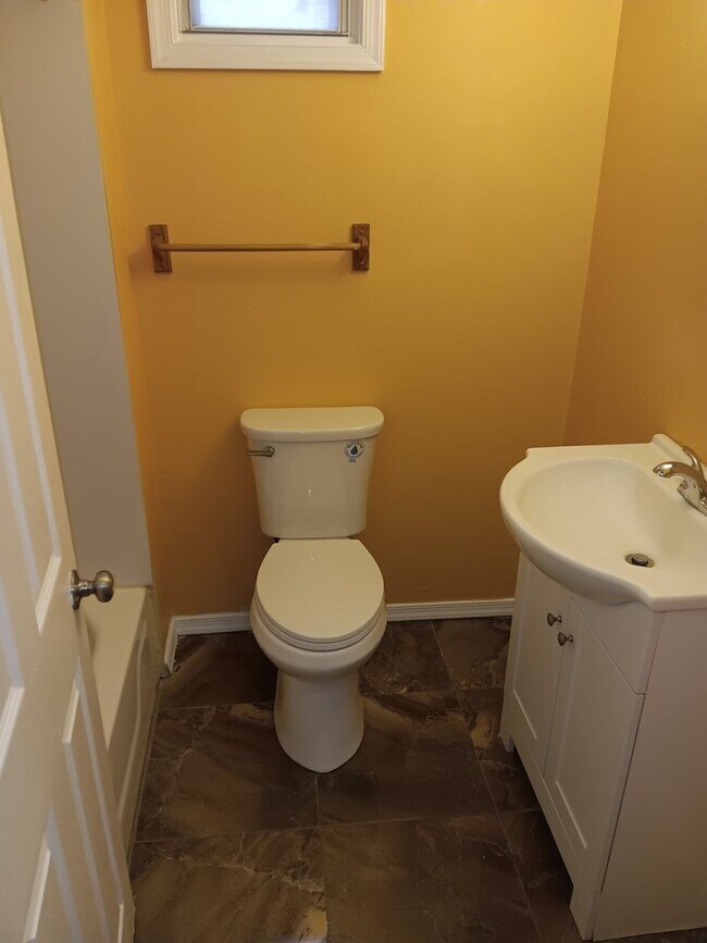 Photo - 2605-07 Cecil B Moore Ave Unit 2