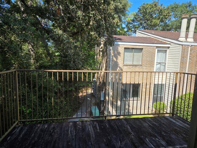 Photo - 3500 Tangle Brush Dr Unit 4