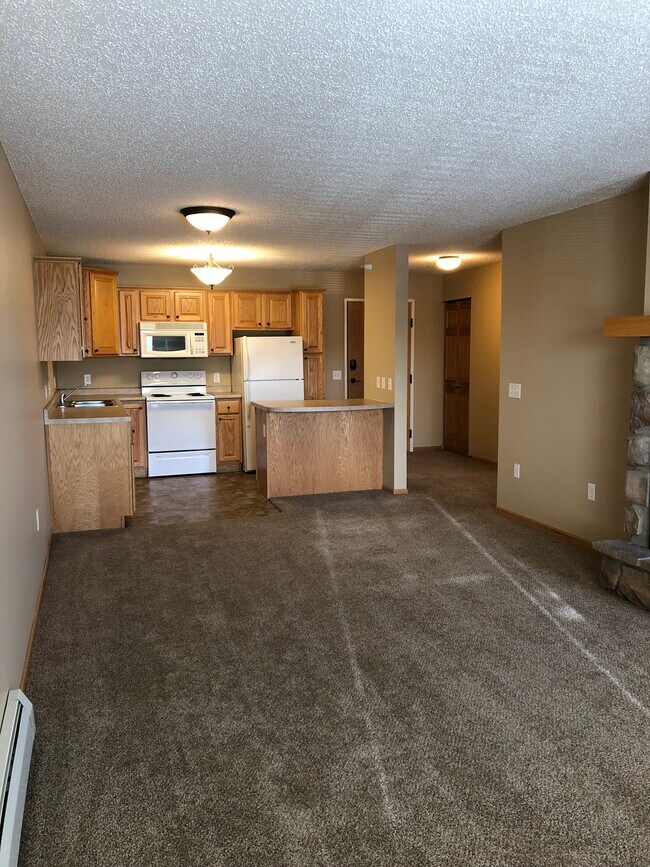 700 sq ft 1 bed Living room - Kensington