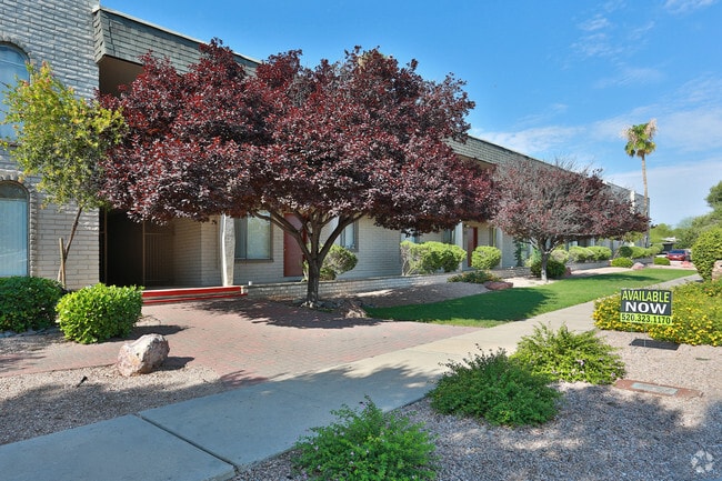 Building Photo - Waters Edge Rental