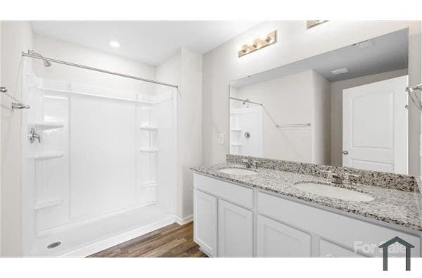 Photo - 319 Century Dr