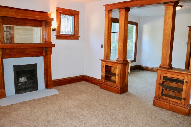 Living Room - 121 Grove St