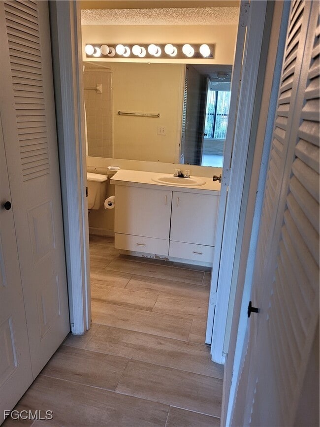 Building Photo - 13521 Eagle Ridge Dr Unit 112