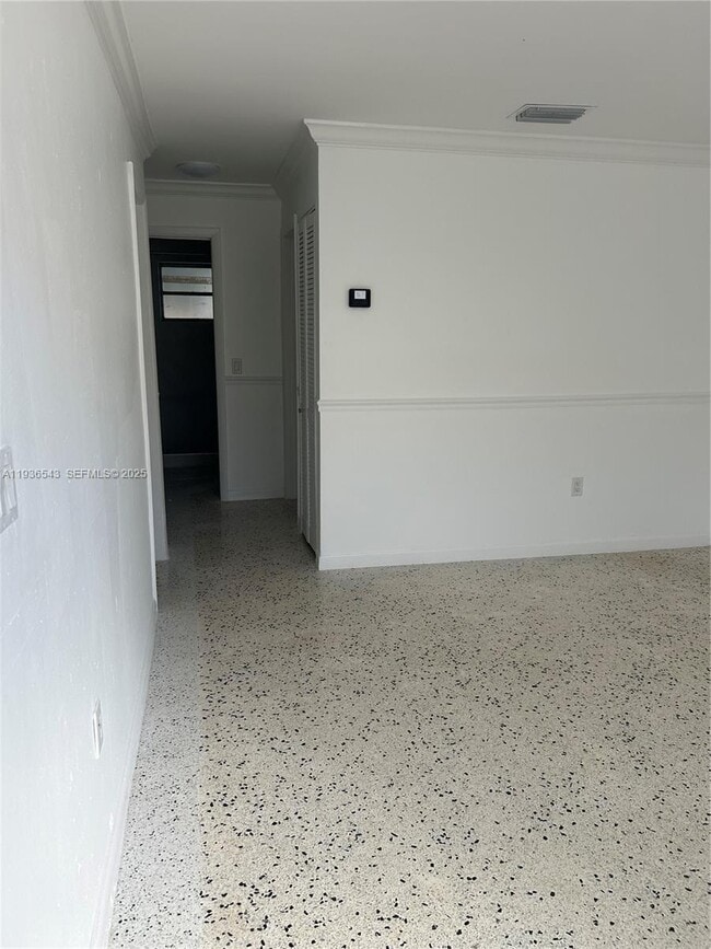 Photo - 442 E 29th St Unit 442