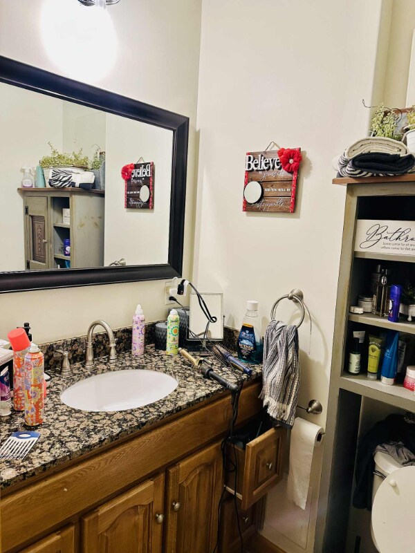 Photo - 160 N Main St Unidad 2