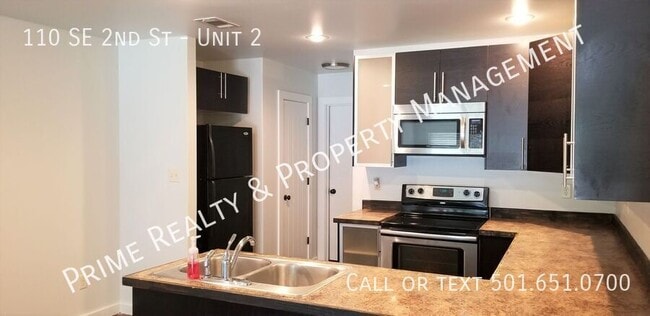 Photo - 110 SE 2nd St Unit 2