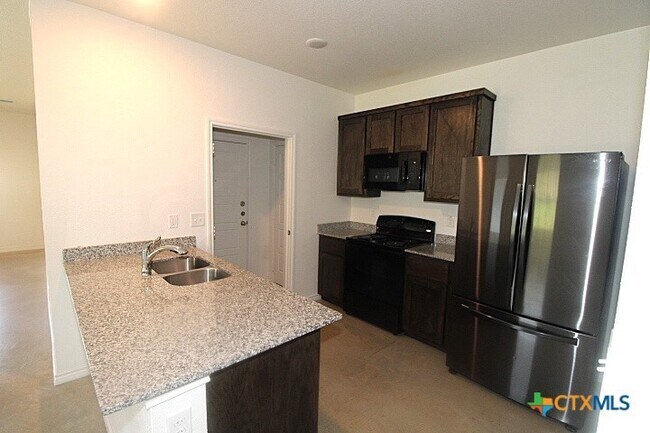 Photo - 102 Lost Trl