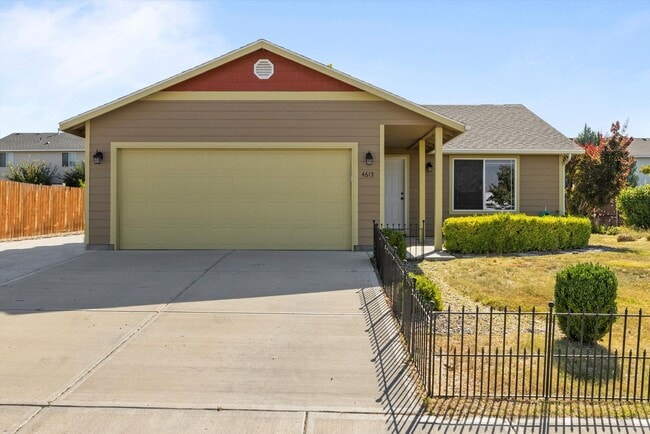 Photo - Charming 3-Bed, 2-Bath Single-Family Residence Near Rd 68!