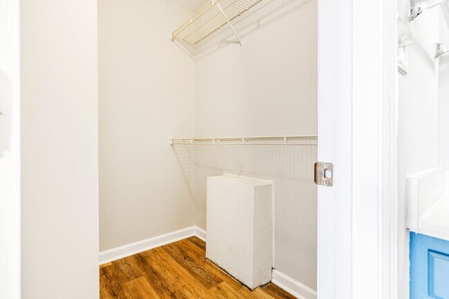 Photo - 3 Bed, 2 Bath Home with a Backporch Perfect for Watching Sunsets