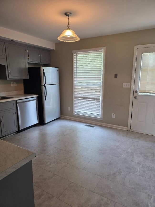 Photo - 620 Flower Dr