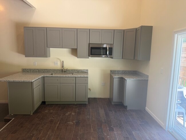 Photo - 627 Rodi Rd Unit 627 Rodi Rd Suite C