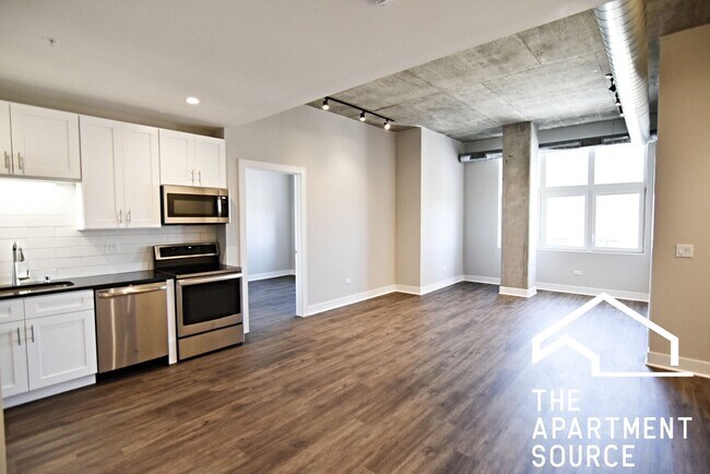 Photo - 3833 N Broadway Unit 310