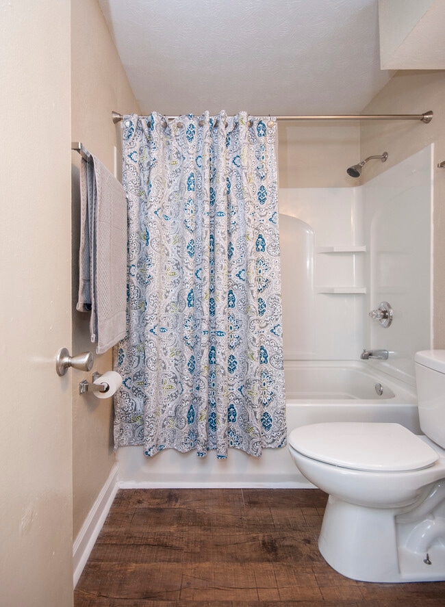 Augusta Road Apartments Greenville, SC