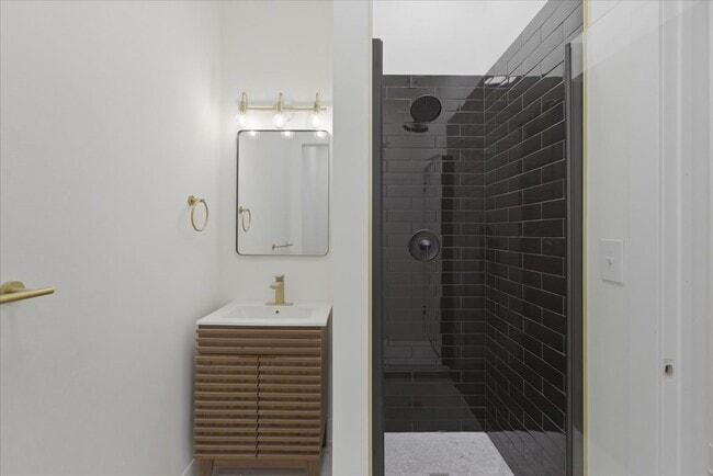 Photo - 4004 N Bell Ave