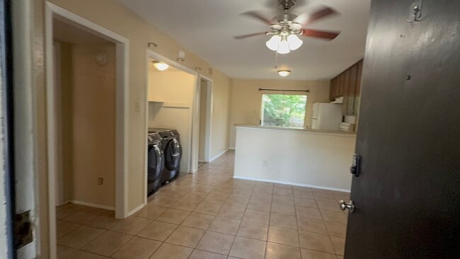 Photo - 315 Manuel Dr Unit A