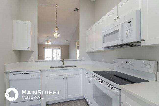 Photo - 123 Seneca Point Trail