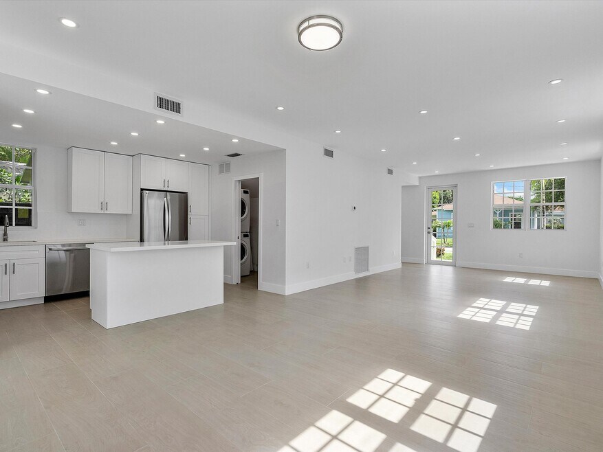 112 Florida Ave