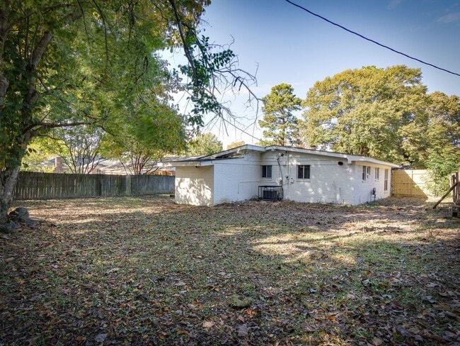 Photo - Beautifully Renovated 3BR/2B Home in Great Location!!