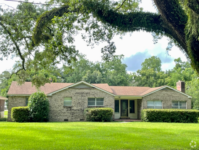 Building Photo - 106 Oleander Dr Rental