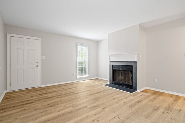 Photo - 6108 Spice Ridge Ln Unit B