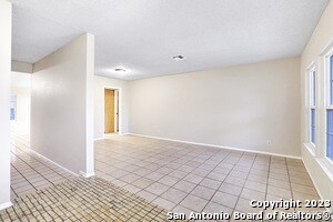 Photo - 8138 Raritan St