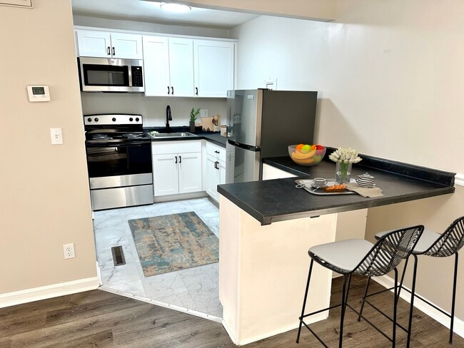 Photo - 2600 Le Blanc Ct.
