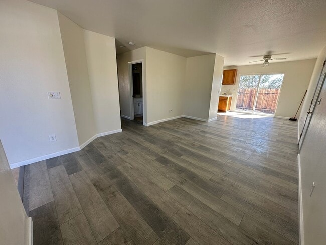 Photo - 61859 Desert Air Rd Unidad A