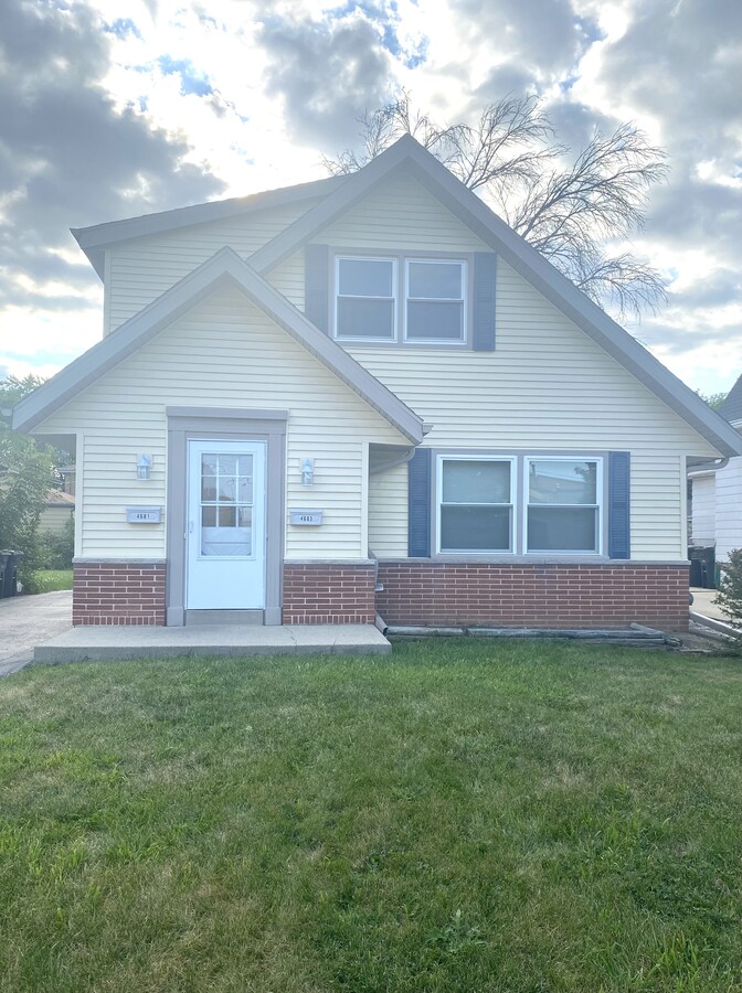 Photo - 4681 N 125th St Townhome
