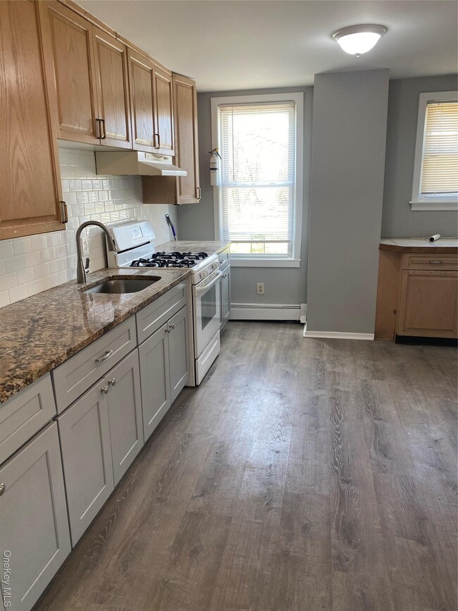 Photo - 104 River Ave