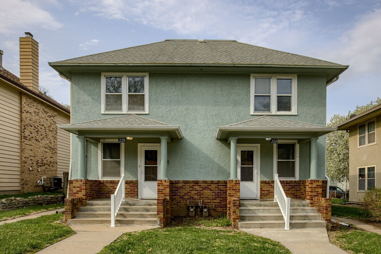 Photo - Charming Townhome in an Ideal Location and Private Garage – 226 Frank Street, Council Bluffs, Iowa