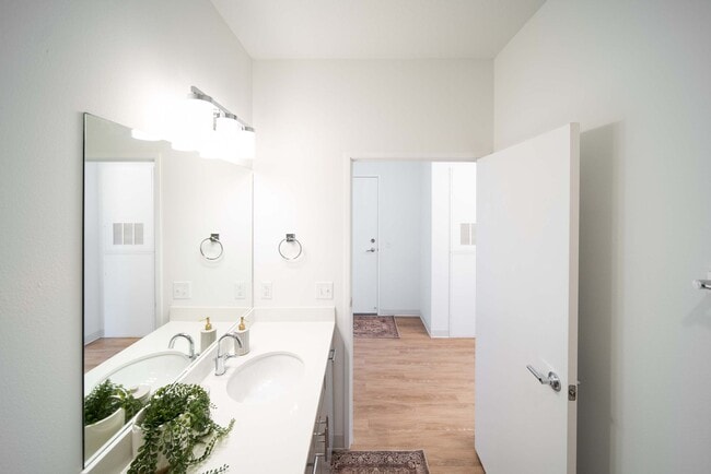 Photo - District Lofts Apartments