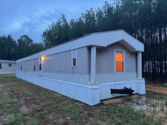 Building Photo - Bril