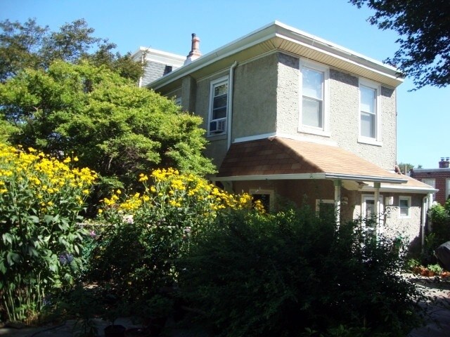 Photo - 525 Monastery Ave