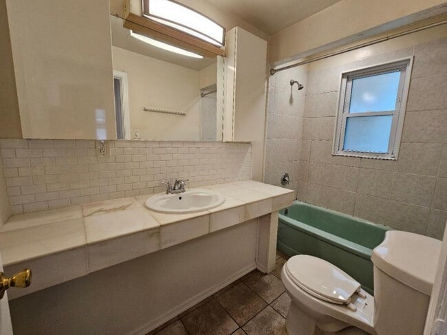 Photo - 1656 Pennington Rd