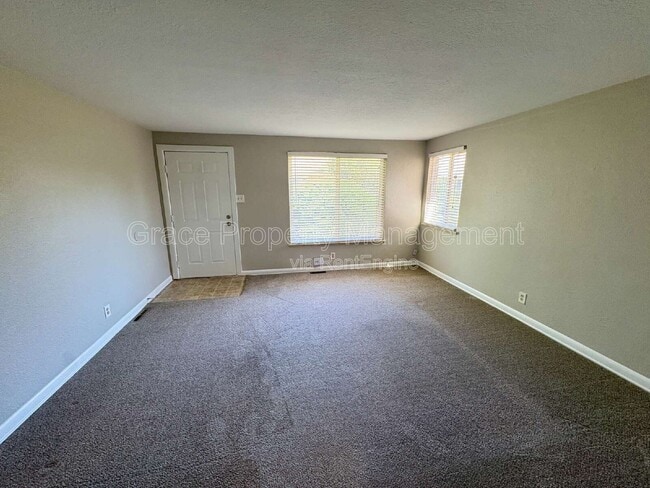 Photo - 1665 Pierce St