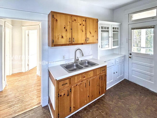 Photo - 3114 Barton Ave Unit Apt D