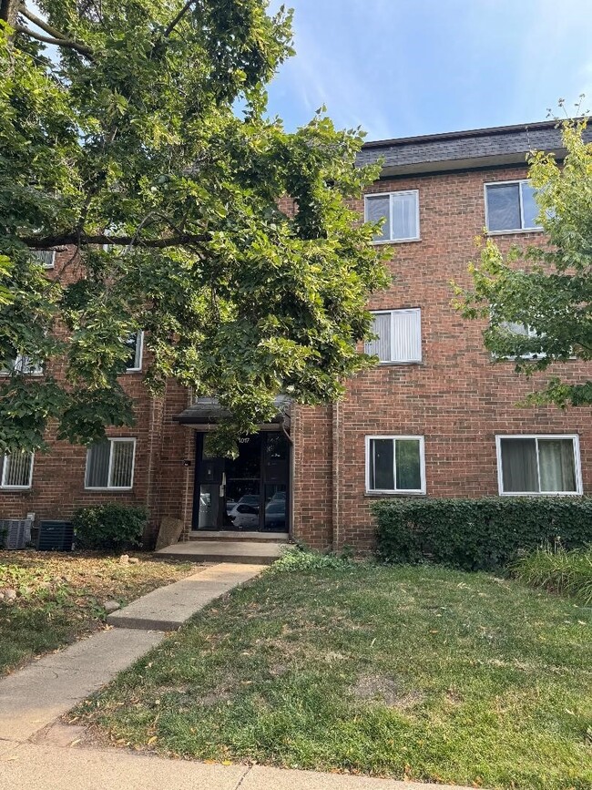 Building Photo - 1017 Buccaneer Dr Unit 5 Rental