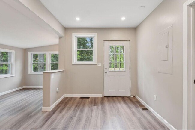 Photo - Renovated two-bedroom, one-bath apartment ...