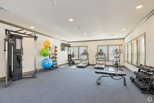 Fitness Center - Arbours at Crestview