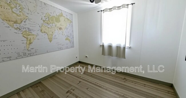 Photo - 50 Neillian St